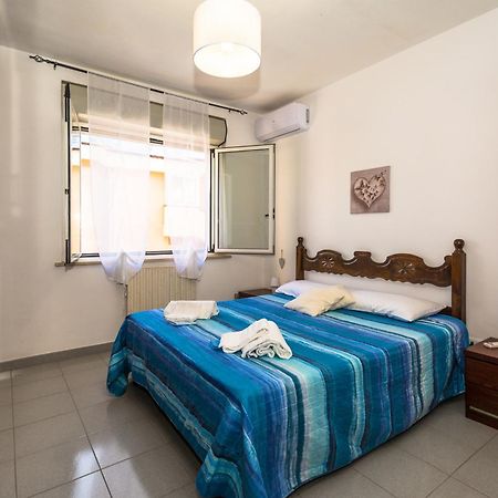 לה מדלנה Sardinia-Holiday Casa Pesce Palla מראה חיצוני תמונה